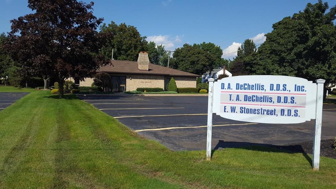 Columbiana Office Exterior